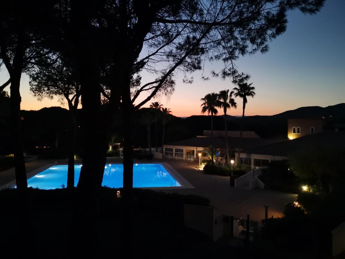 Residences Du Golf Saint-Raphaël エクステリア 写真